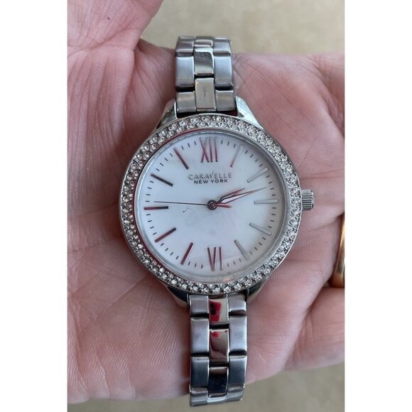 Caravelle by Bulova Women\'s 43L165 Quartz Mother Pearl Dial Watch NO BOX